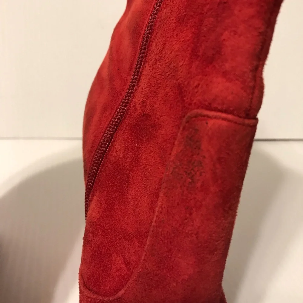 GUESS red suede ankle boots block heel zip up size 7 M - Picture 5 of 12